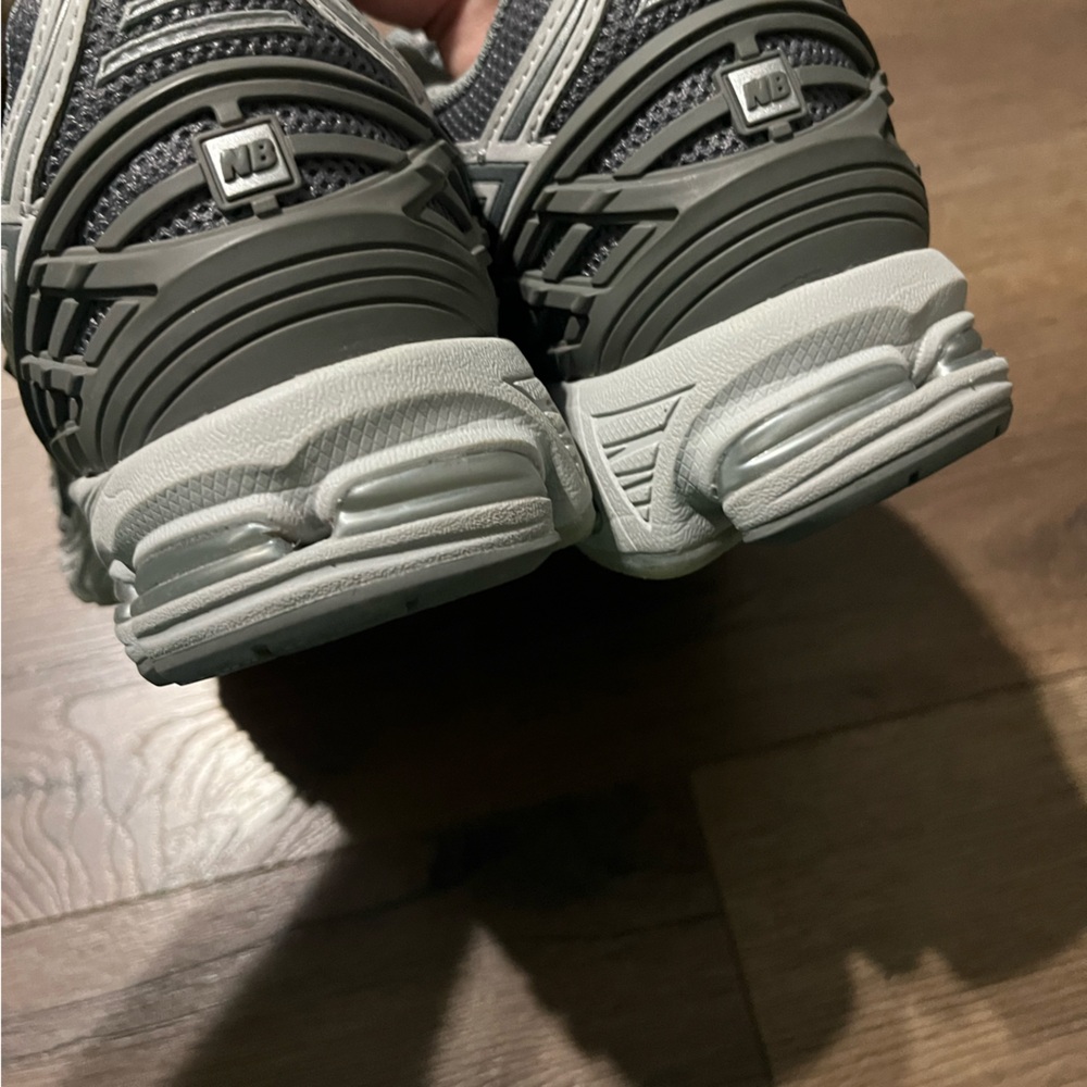 New Balance 1906R 'Lunar New Year Raincloud' sneakers - Picture 7 of 8
